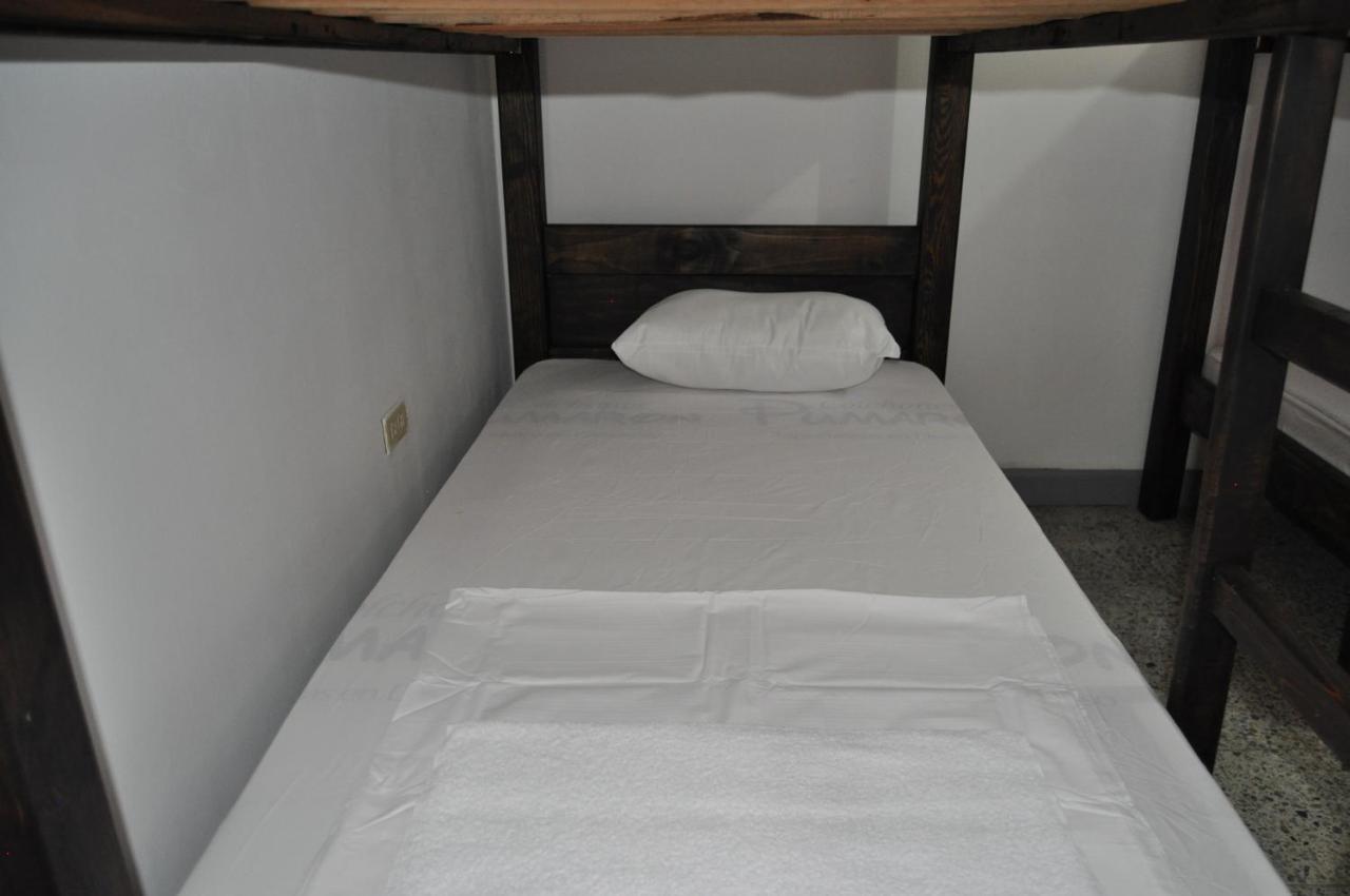La Clave Hostel Cali Εξωτερικό φωτογραφία